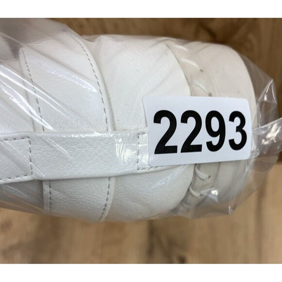 Easy Street Bugsy Slip On Flats Women's Size 11M Egg Shell White 31-7243 - Picture 15 of 15